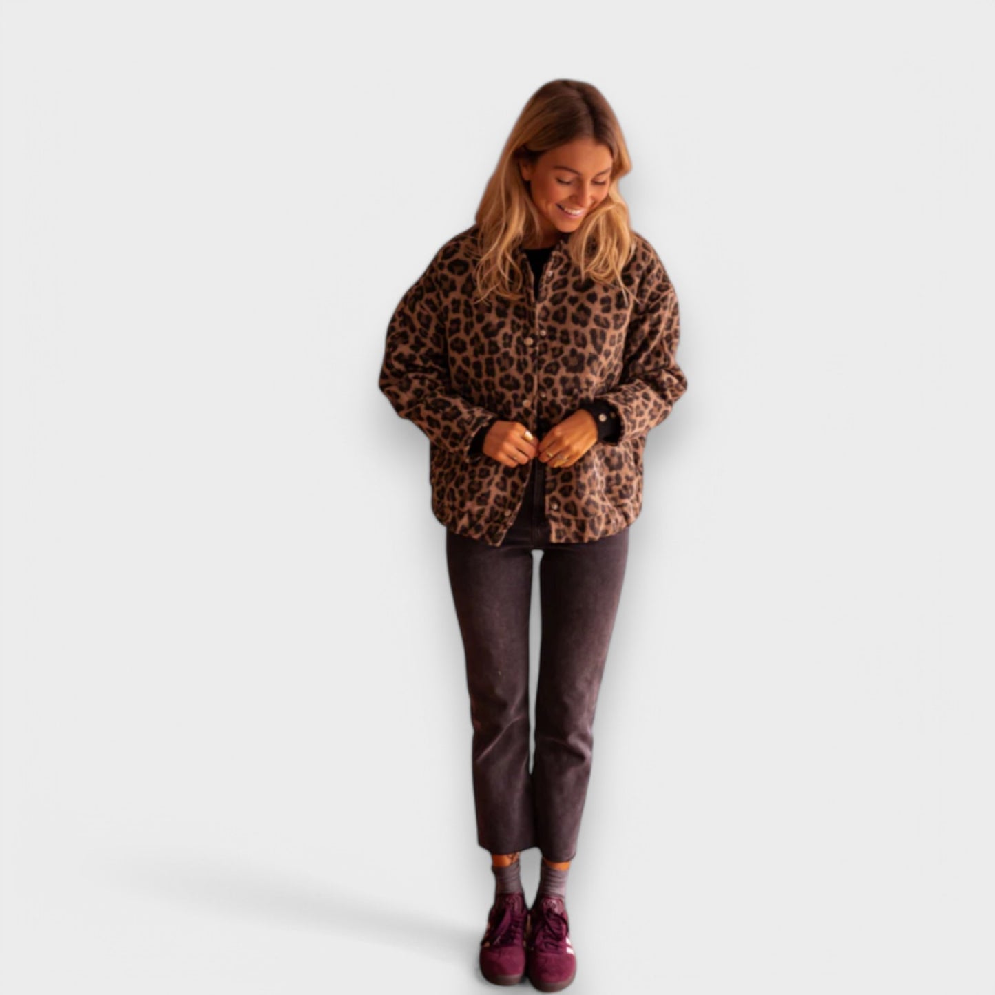 Larisa - Leopard Bomberjakke