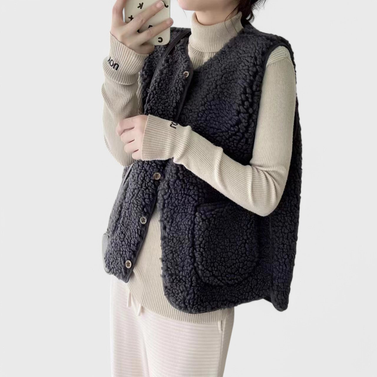 Inge - Klassisk lammeuldsvest