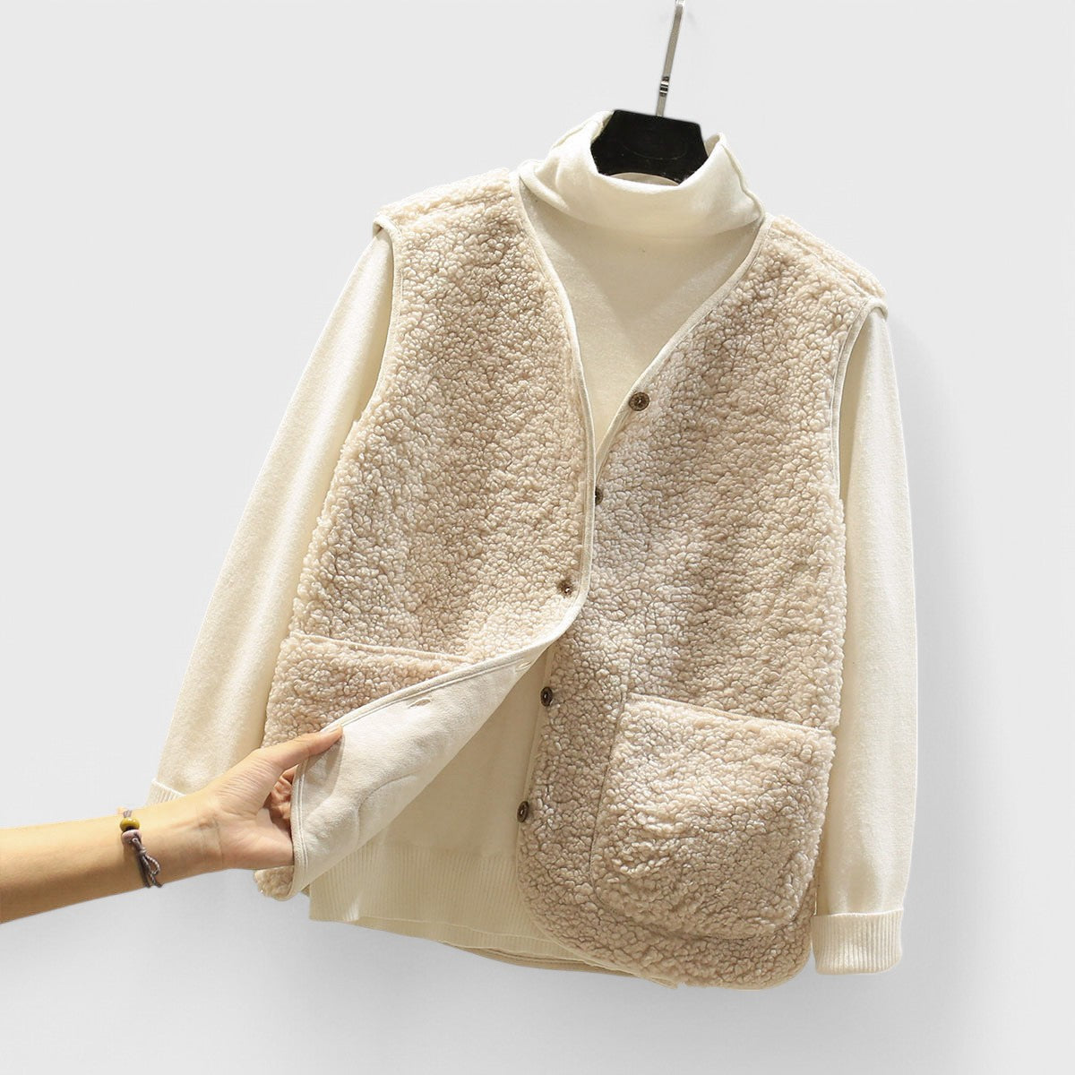 Inge - Klassisk lammeuldsvest