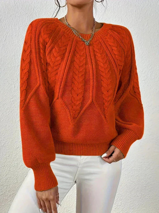 Mila™ Elegant Sweater med Fletning