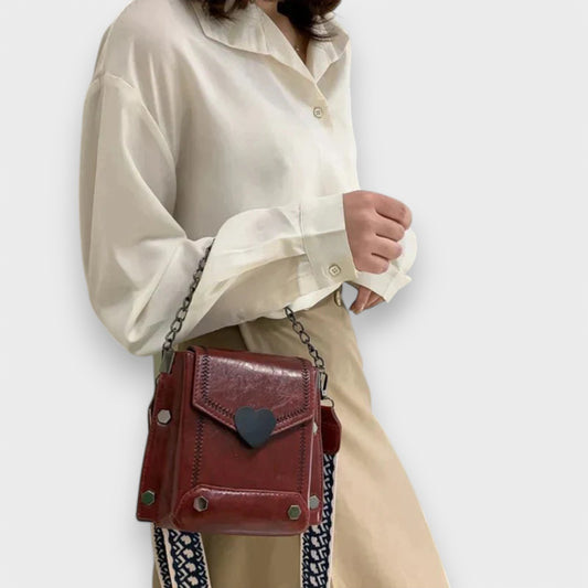 Vibeke- Vintage Hjerte Accent Crossbody Taske
