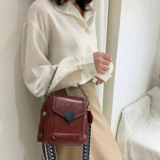 Vintage Hjerte Accent Crossbody Taske