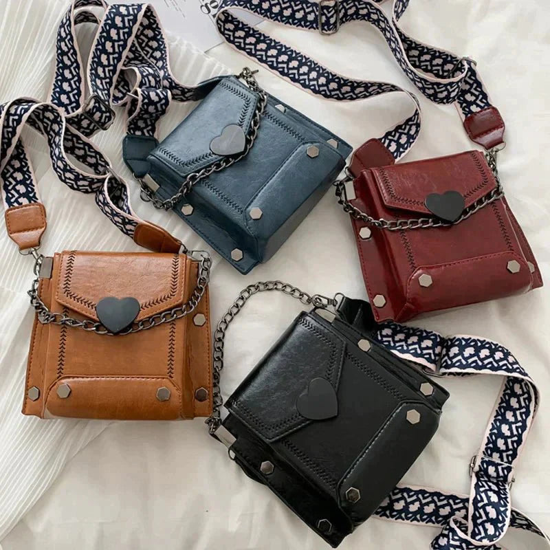 Vibeke- Vintage Hjerte Accent Crossbody Taske